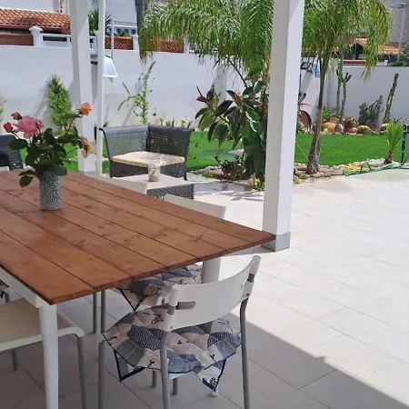 Incantevole Al Mare Casa de Férias *